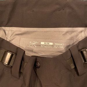 Arc'teryx Men’s M Black Pants